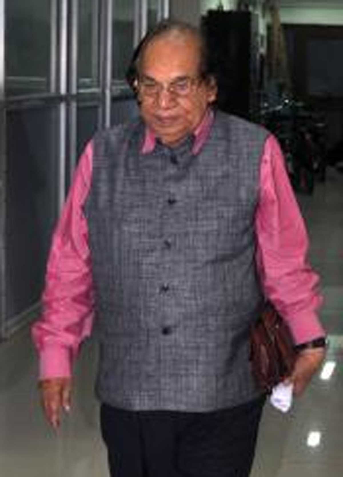 कांग्रेस सांसद ने बंगाल में पंचायत चुनाव के लिए हाईकोर्ट से मांगी केंद्रीय बलों की तैनाती